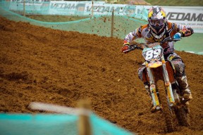 开云官方网页登录-米切尔长传助攻展现组织视野，米切尔回应