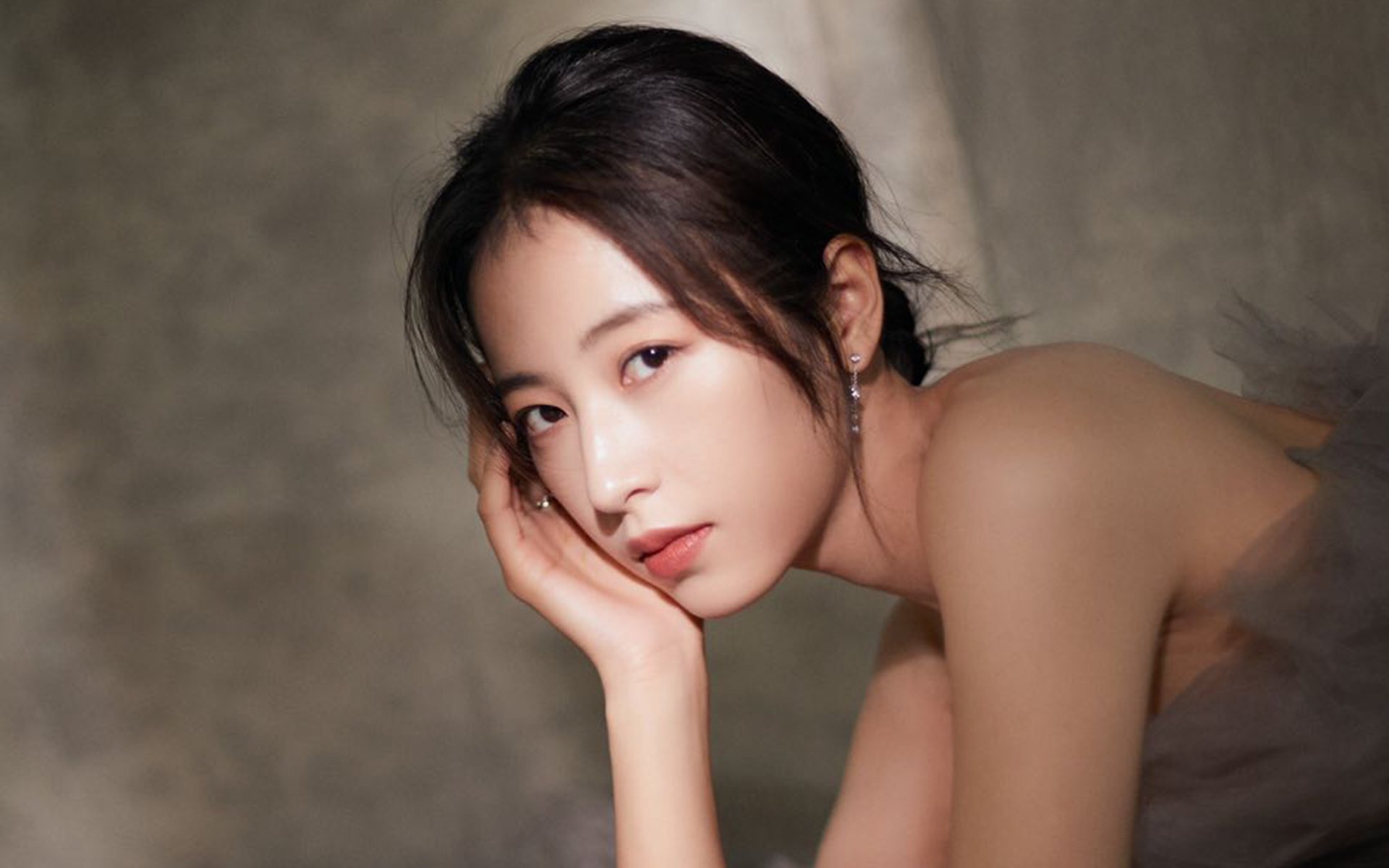 英超赛季中球员高强度跑动负荷与竞技表现的关联分析，英超平均跑动