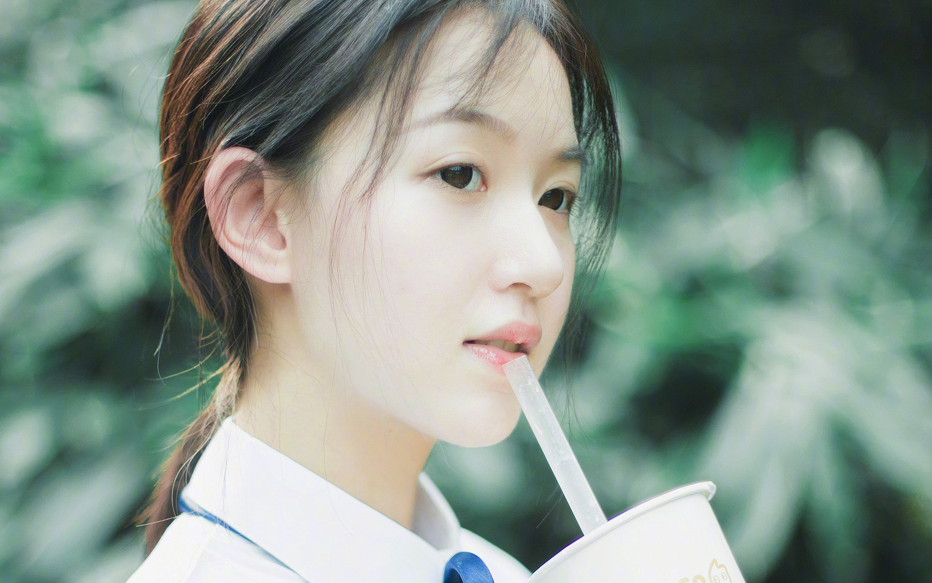 乔·莫伊:在比赛中,他的scrum表现为全黑队提供了强大的进攻动力,乔乔莫伊斯的书