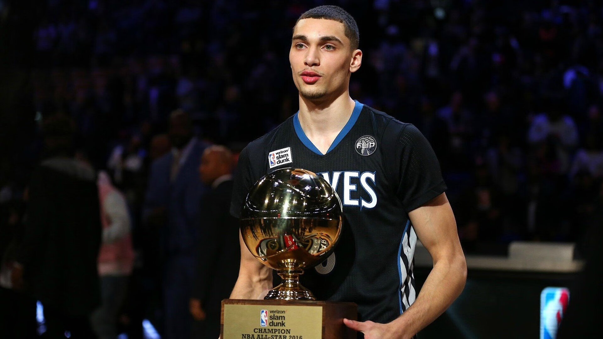 心理素质稳健,比赛表现冷静,比赛心理状态