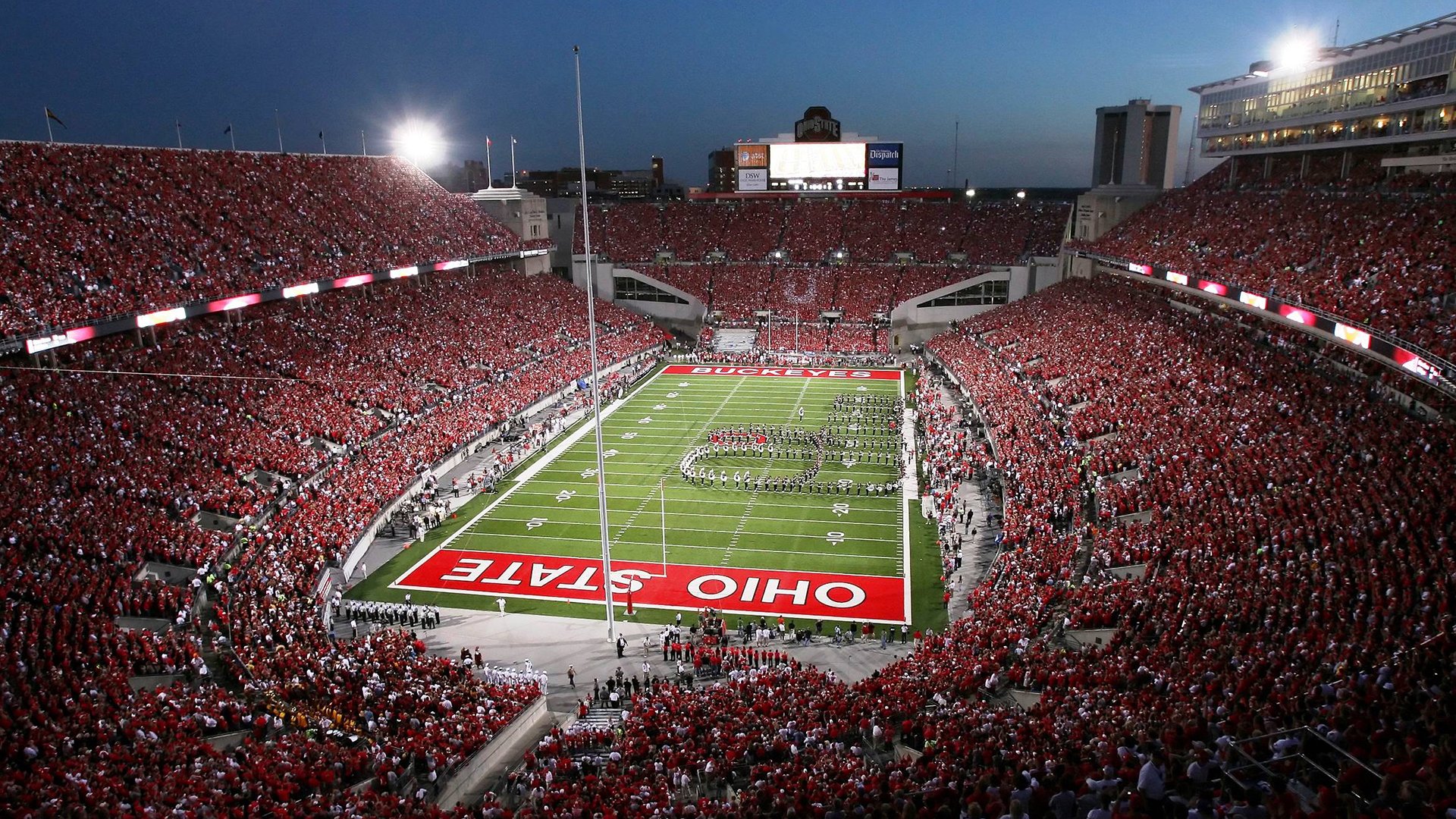 戈壁徒步百公里毅行赛 企业家与公益人士结伴 完赛即为公益项目筹款